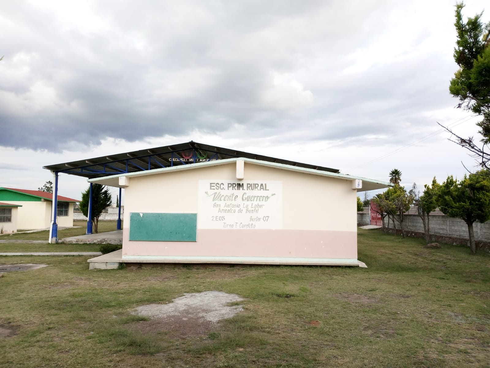 Escuela en San Antonio la Labor