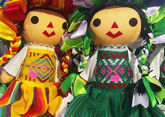 Artesana textil otomí